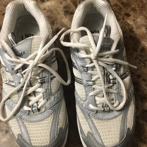 Sketchers Shape Ups running shoes - Picture 3 of 5